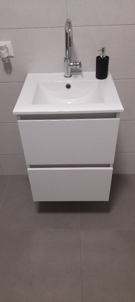 Badkamermeubel/Kast en spiegel, Ophalen, 50 tot 100 cm, Zo goed als nieuw, Minder dan 100 cm
