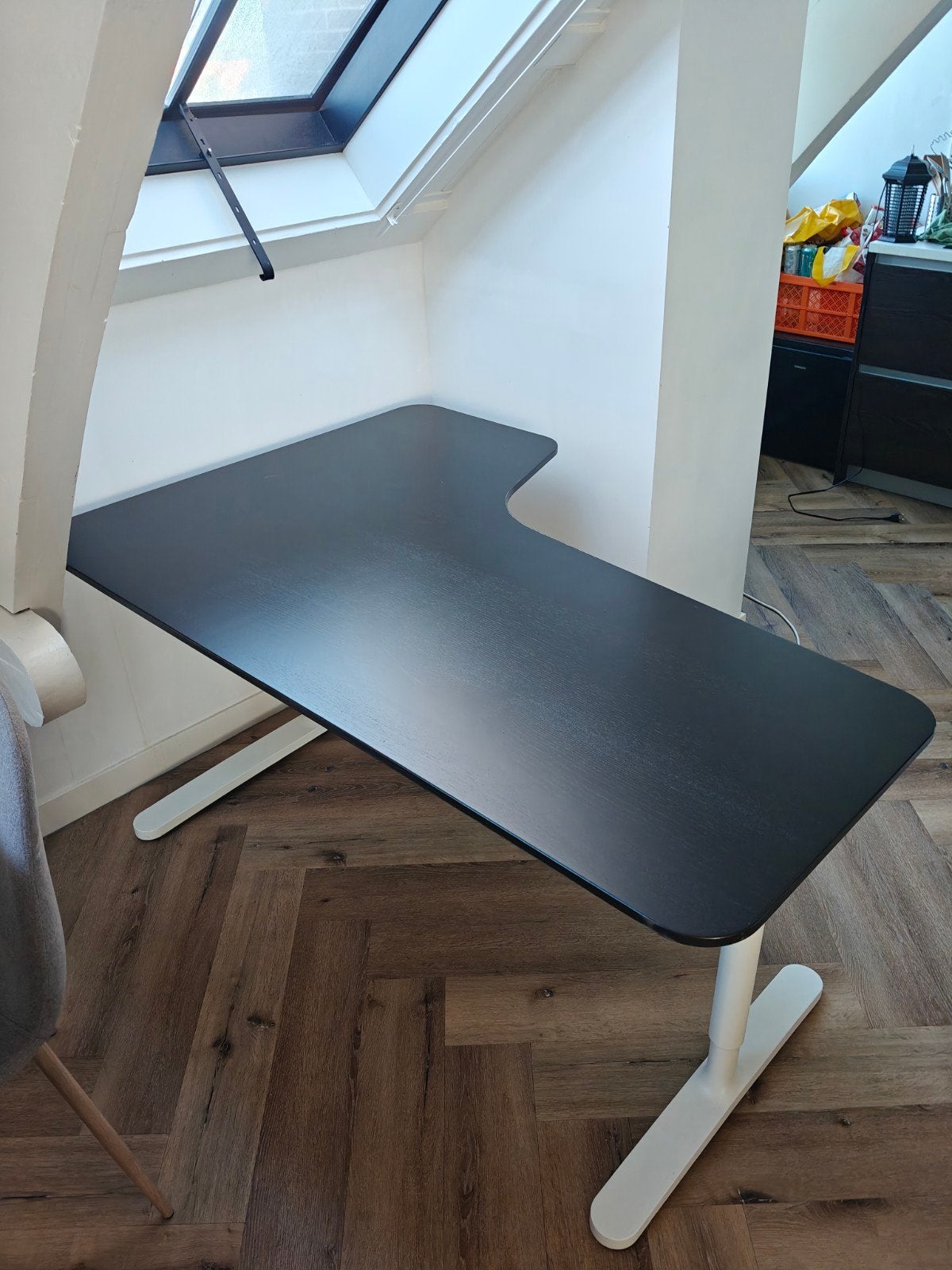 Ikea bureau, Ophalen