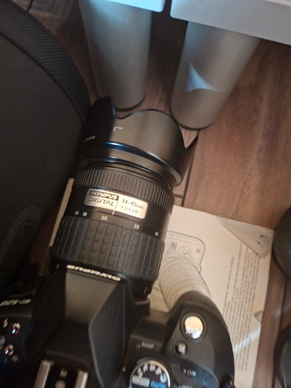 Olympus cameras en diverse objectieven als nieuw., Ophalen of Verzenden, Zo goed als nieuw, Telelens