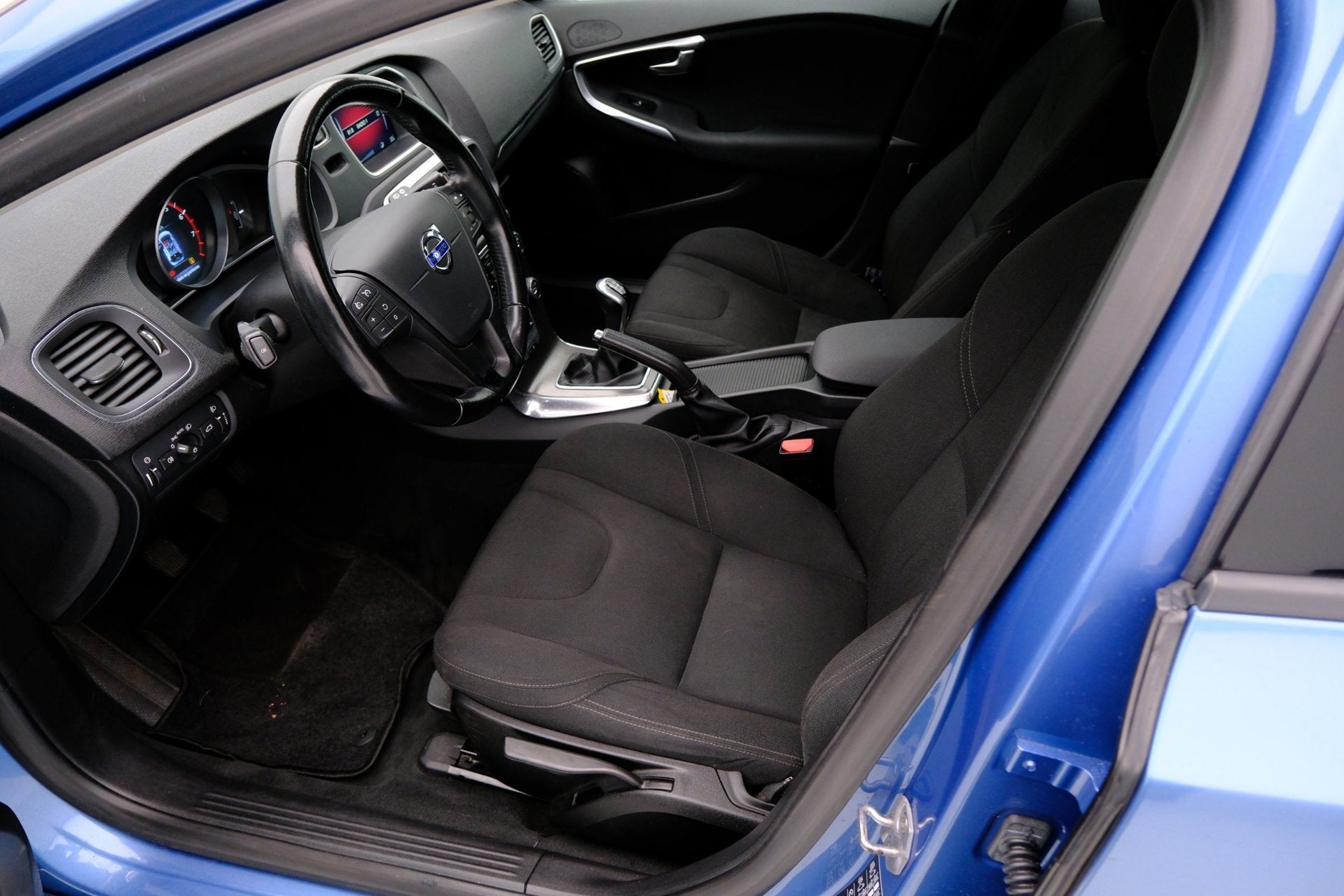 Volvo V40 1.6 T2 Navi|Clima|LMV|PDC, Auto's, Voorwielaandrijving, Stof, Gebruikt, 4 cilinders