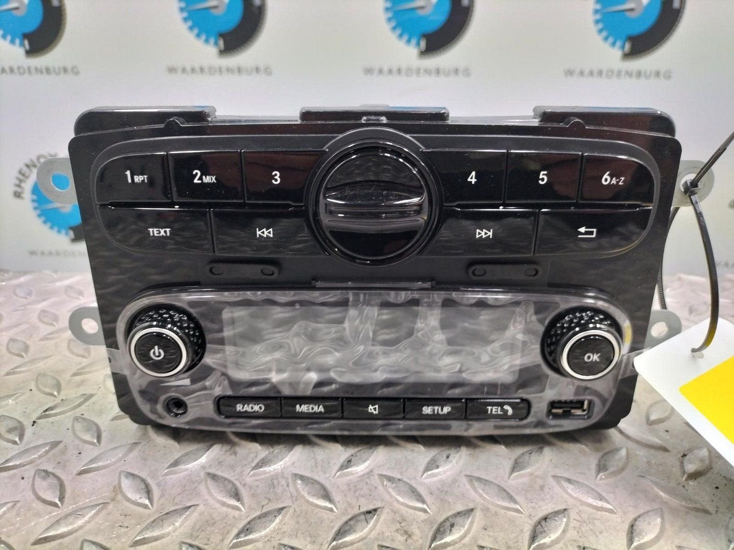 SMART FORFOUR RADIO 4539008707 2019, Ophalen of Verzenden, Gebruikt, Stiba lid