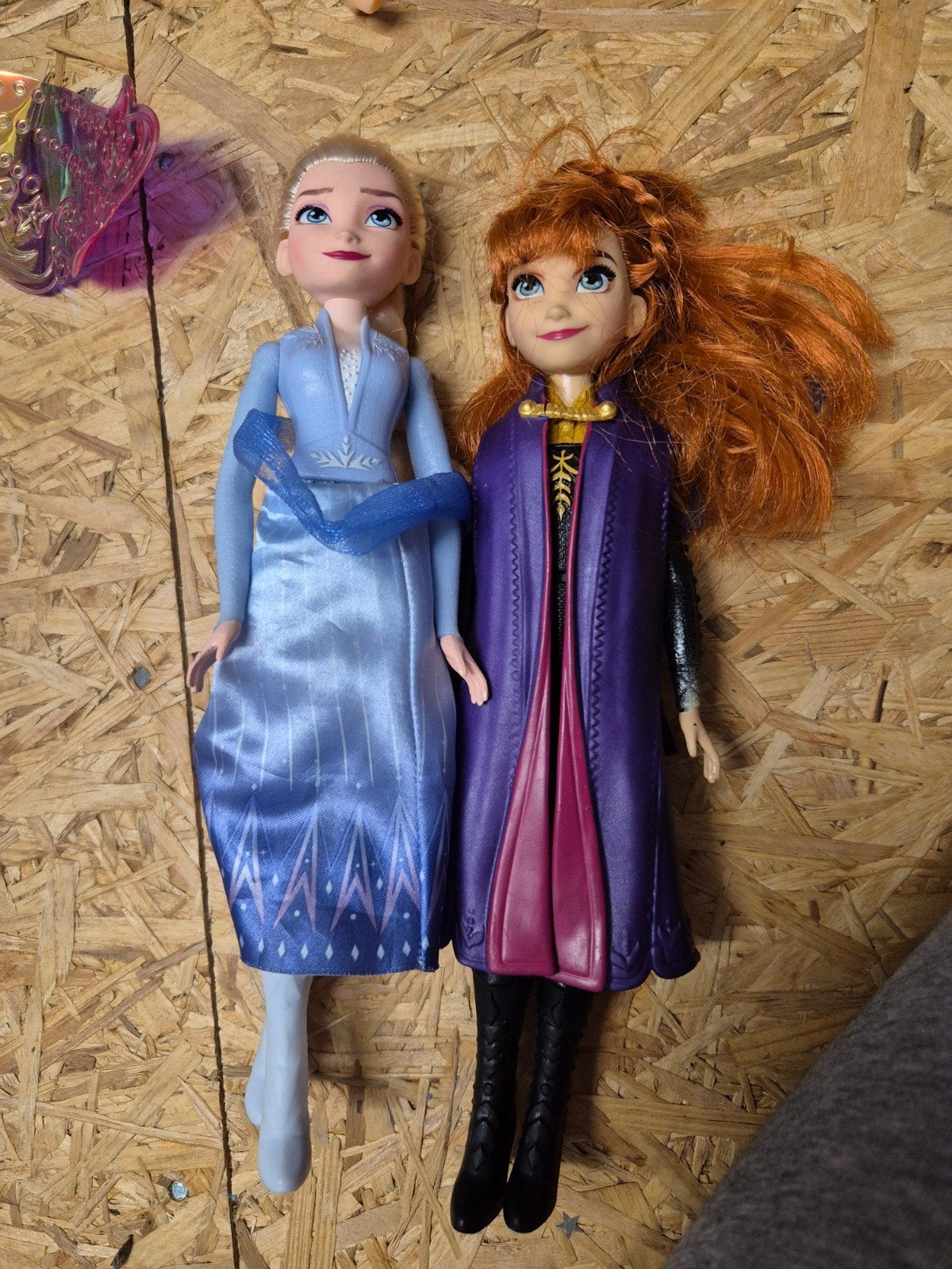 Anna en Elsa Barbie poppen - Frozen, Ophalen of Verzenden, Zo goed als nieuw, Barbie