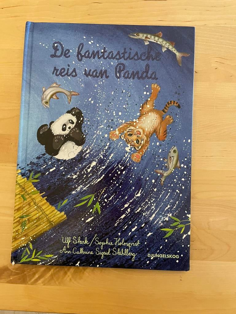 Boek: de fantastische reis van Panda (Ulf Shark), Ophalen of Verzenden, Zo goed als nieuw, Fictie algemeen