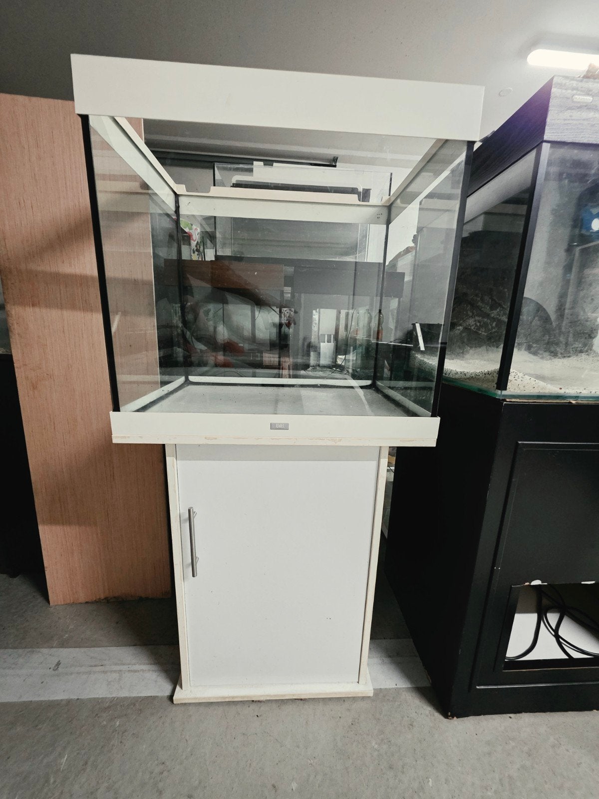 Juwel lido 200, Ophalen, Leeg aquarium