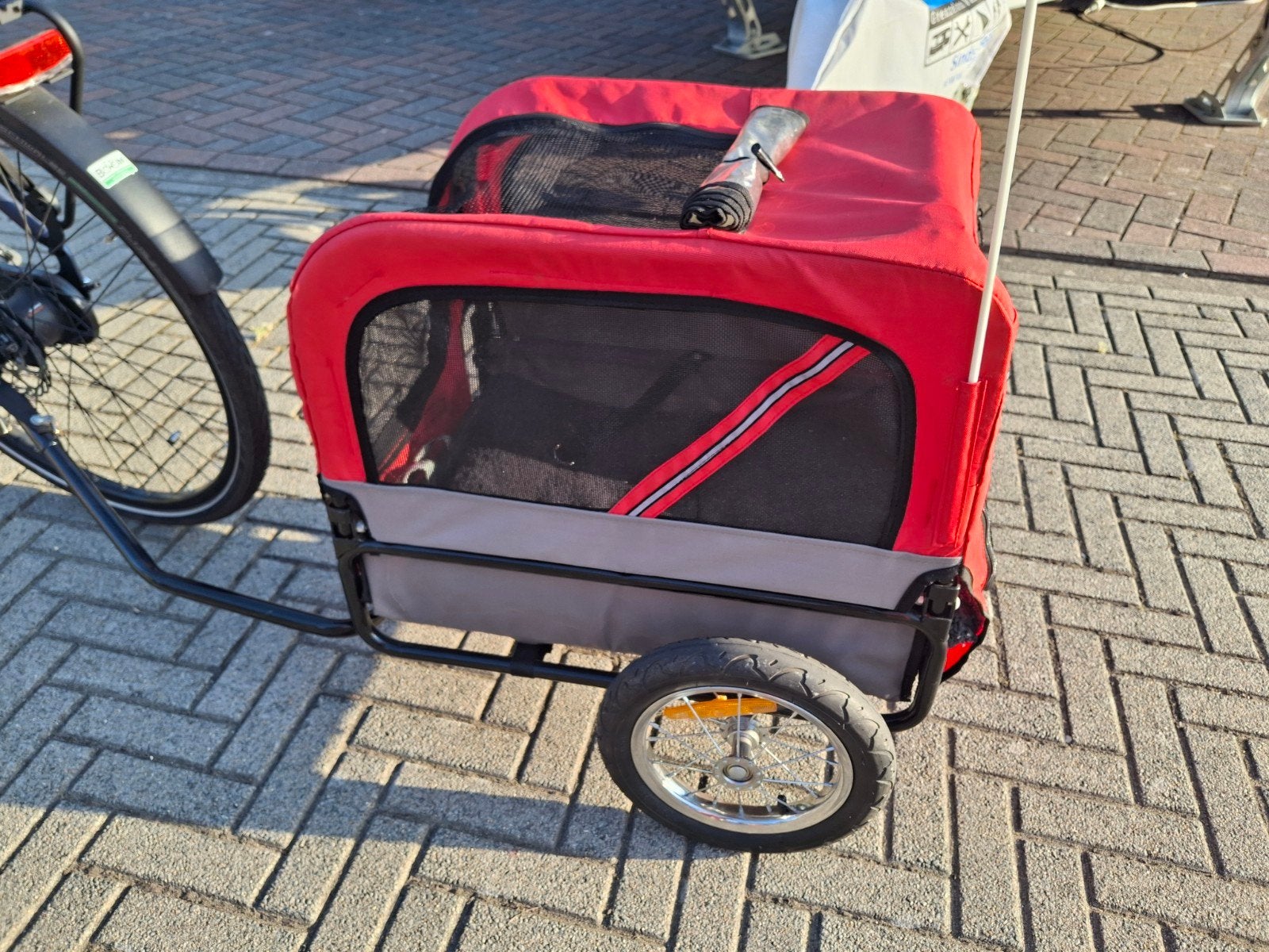 Hondenfietskar - Rood, opvouwbaar, Ophalen, Opvouwbaar, 20 tot 40 kg, Zo goed als nieuw