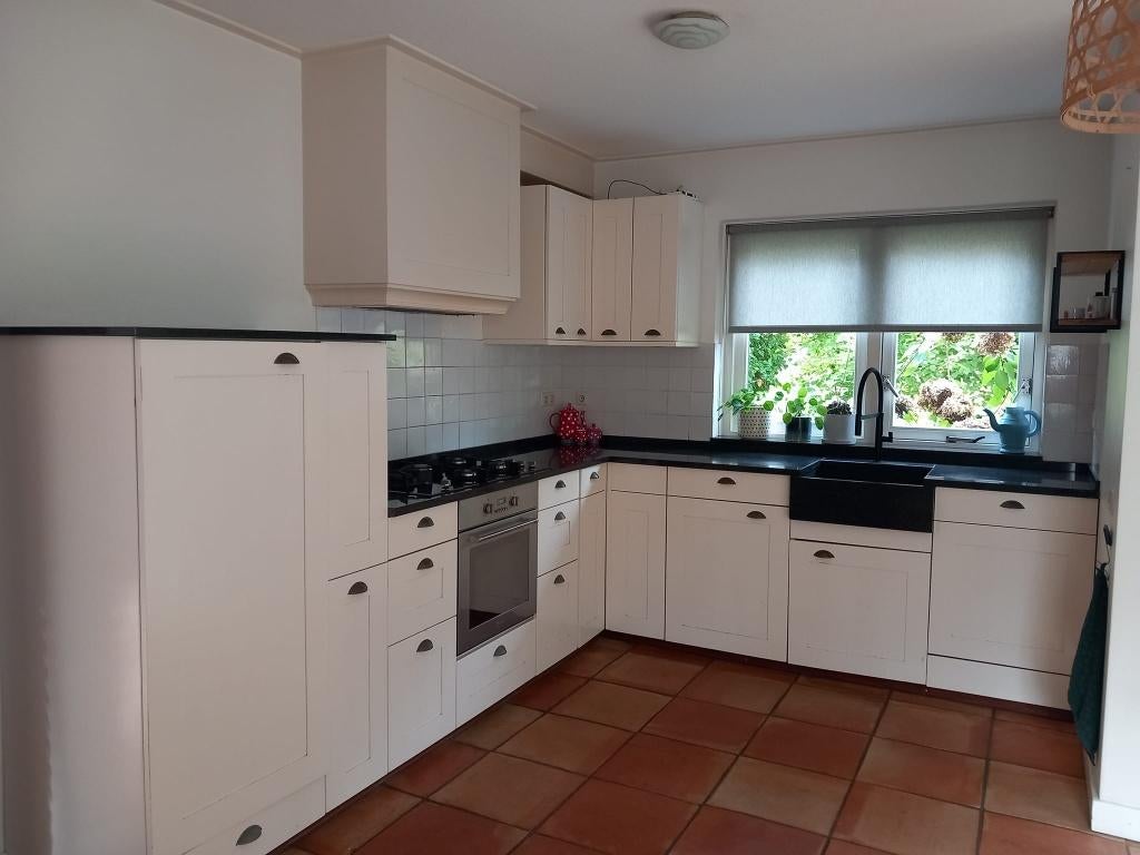 Nog nette keuken, Huis en Inrichting, Keuken | Complete keukens, Ophalen, Gebruikt, Wit, Hoekkeuken