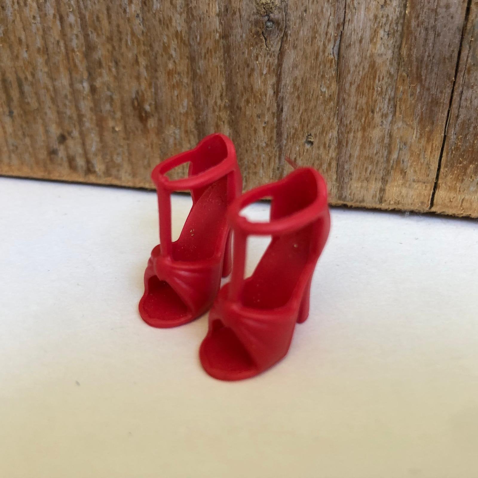 Rode hak sandalen, Ophalen of Verzenden, Zo goed als nieuw, Barbie