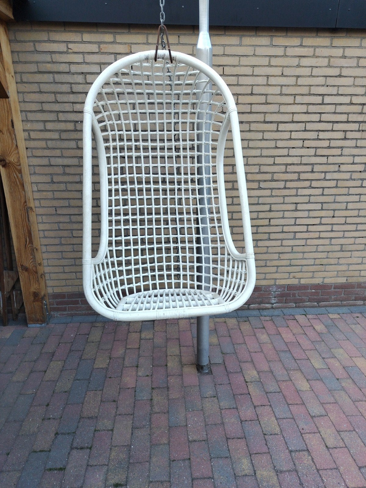 Egg hangstoel, Ophalen, Gebruikt, Rotan