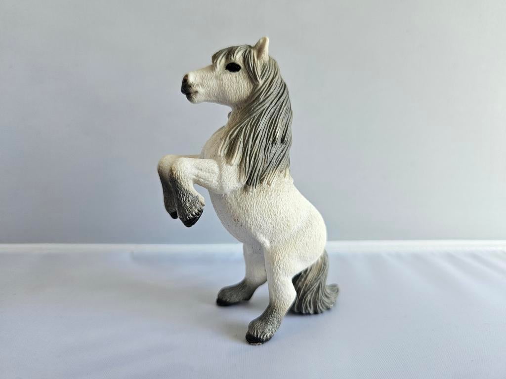 Schleich 82981 Mini Shetlander hengst, Ophalen of Verzenden, Zo goed als nieuw, Paard, Beeldje of Figuurtje