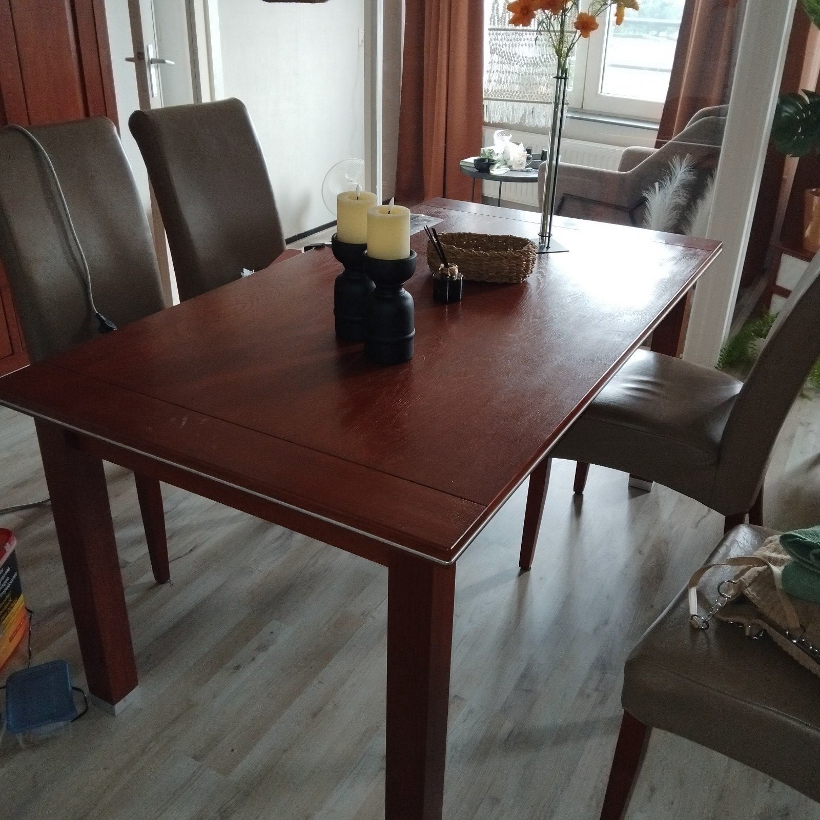 Complete set: eettafel, salontafel, dressoir en kast, Ophalen of Verzenden