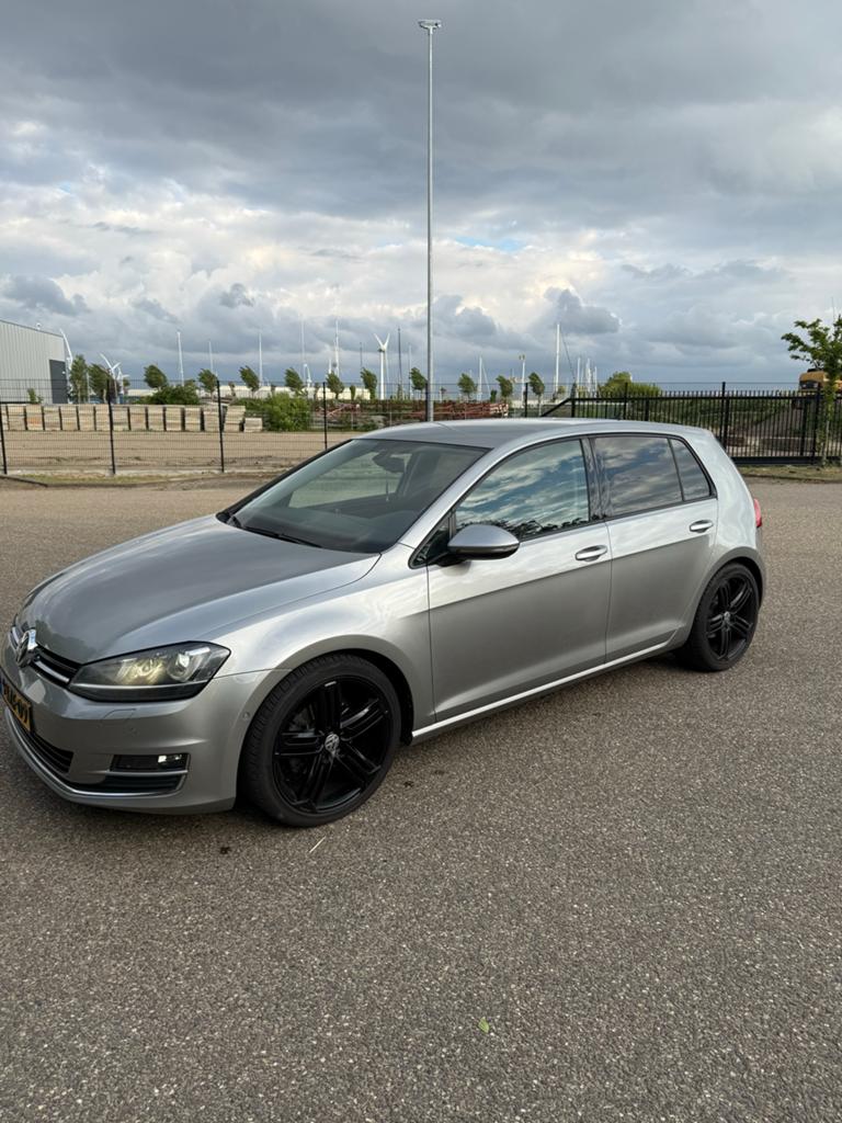 Volkswagen Golf 1.4 TSI 103KW DSG 2013 Grijs, 4 cilinders, Origineel Nederlands, 1395 cc, 650 kg