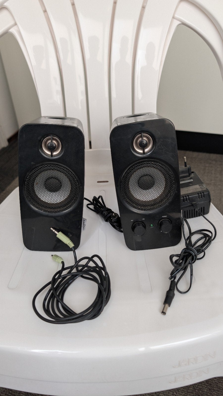 Creatieve Inspire T10 stereo speakers met ingebouwde bass, Ophalen, Gebruikt, Audiokanaal 2, Creatieve
