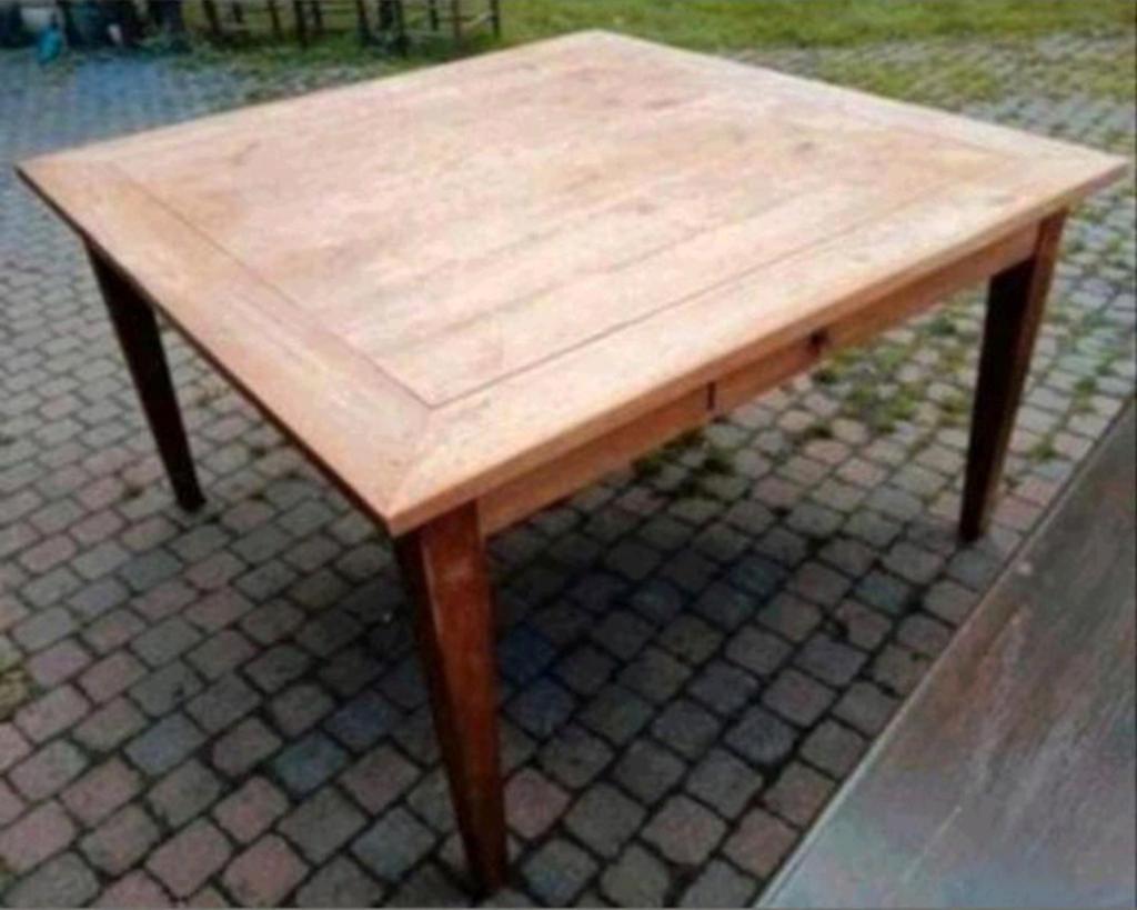 Rustieke Teakhouten Eettafel met Lade - 140x140 cm, Ophalen, Gebruikt, Rustiek, Vier personen