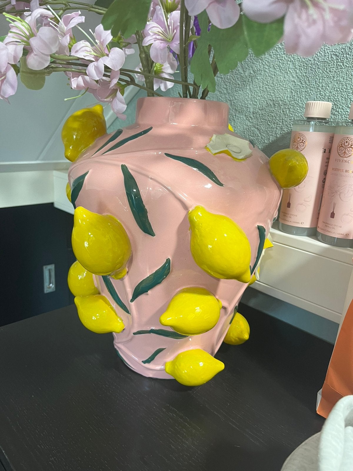 Mooie citroen vaas te koop, Huis en Inrichting, Woonaccessoires | Vazen, Ophalen of Verzenden