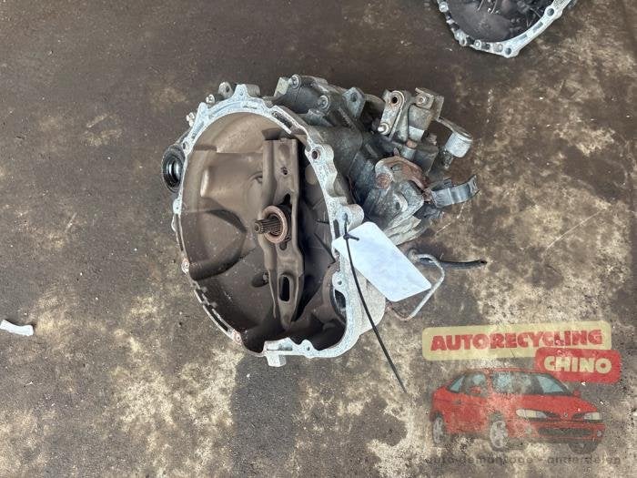 Versnellingsbak van een Mitsubishi Colt, Ophalen, Gebruikt, -, -