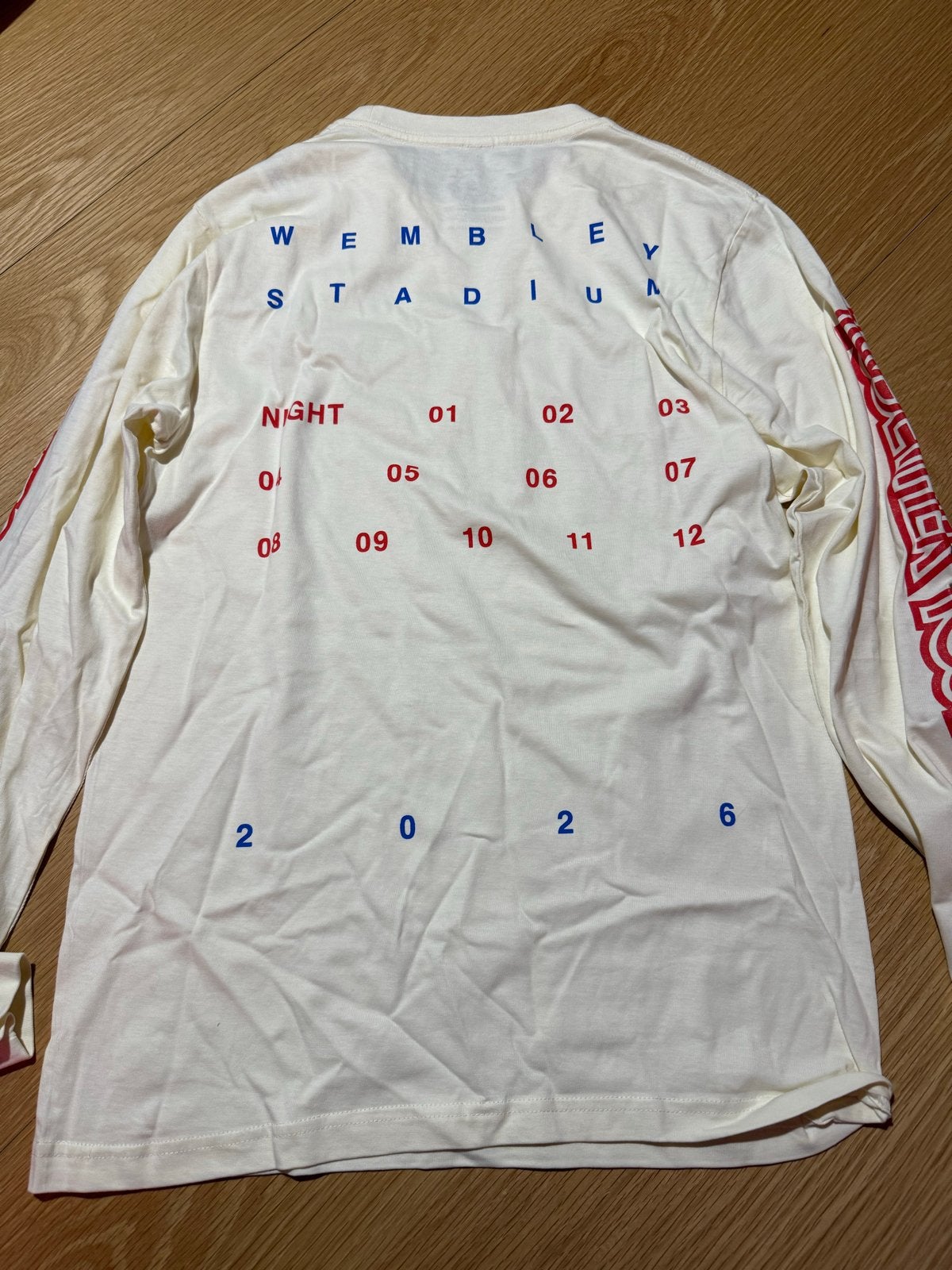 Harry Styles Wembley Longsleeve UK Tour Exclusief maat S, Ophalen of Verzenden, Nieuw, Kleding