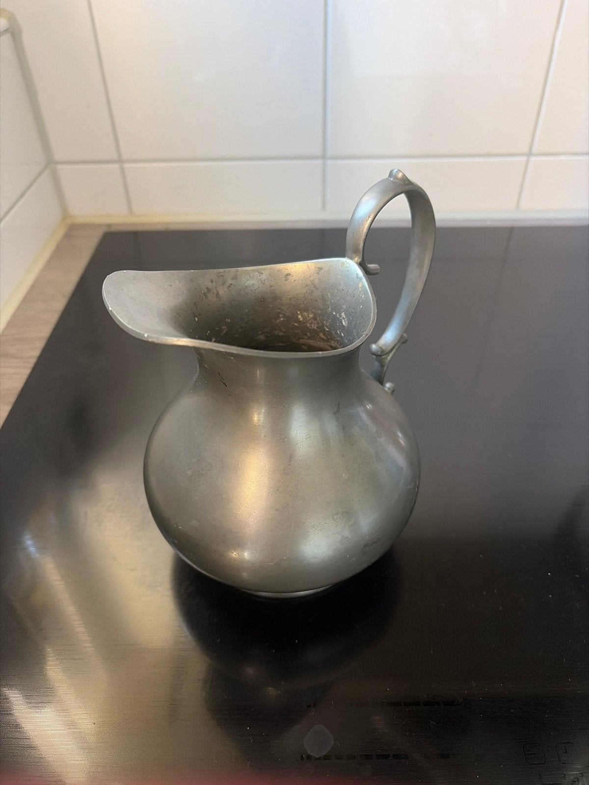 Antieke tinnen kan - Vintage schenkkan, Antiek en Kunst, Antiek | Tin, Ophalen of Verzenden