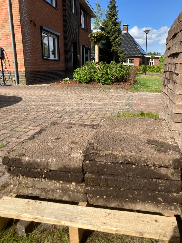 9 grindtegels 60x40 cm gratis af te halen in Westerbork, Ophalen, Gebruikt, Minder dan 5 m², Grind