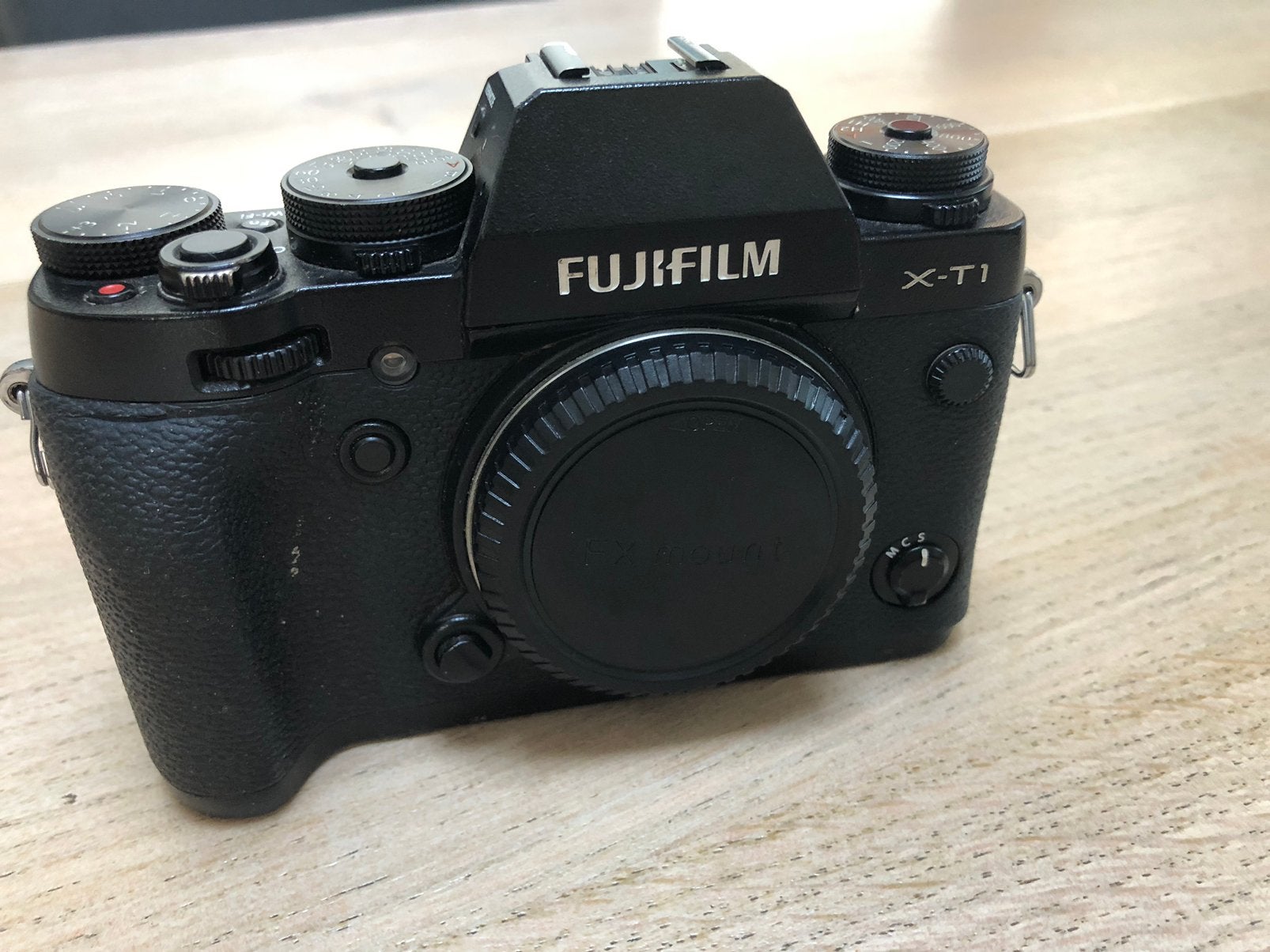 Fuji X-T1 defecte EVF, Gebruikt, 16 megapixels, Ophalen of Verzenden, Fujifilm