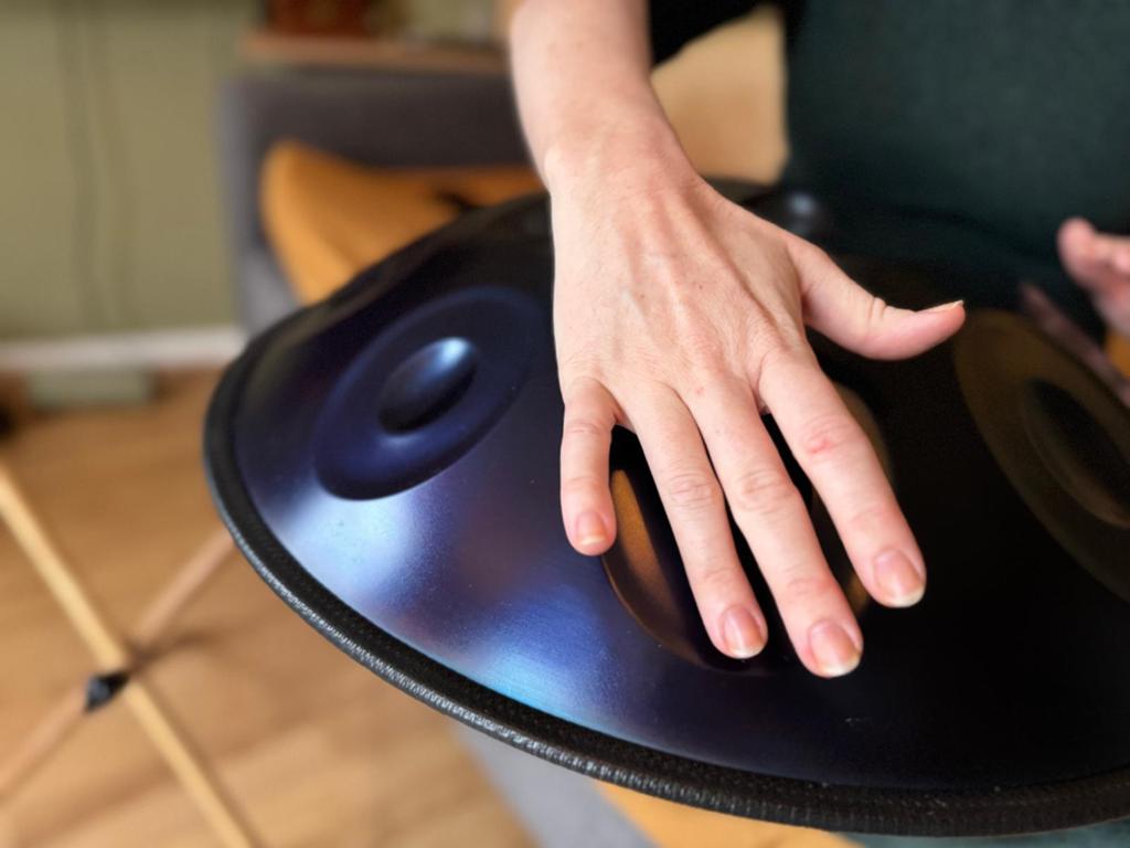 Handpan in mooie blauwe kleur, Ophalen, Zo goed als nieuw, Melodische percussie