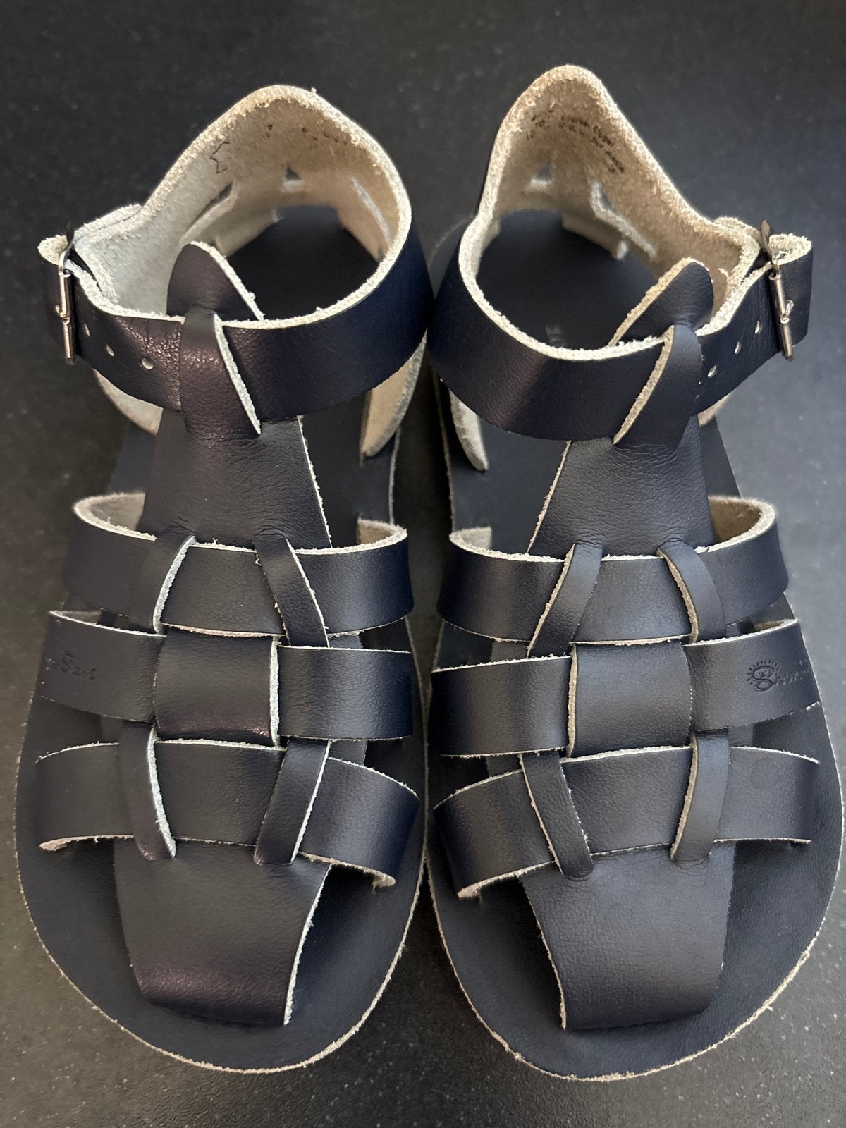 Salt Water Sandals Sharks Donkerblauw Maat 26/27 (maat 10), Ophalen of Verzenden, Zo goed als nieuw, Jongen of Meisje, Schoenen
