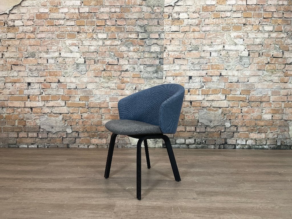 Arco Close blauw grijs bij TheReSales, Huis en Inrichting, Stoelen, Ophalen, Blauw, Design, Zo goed als nieuw