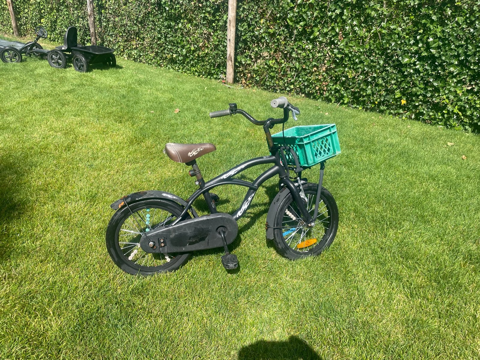 Kinderfiets 16 inch met mandje - Zwart, Ophalen, Gebruikt, Terugtraprem, 16 tot 20 inch