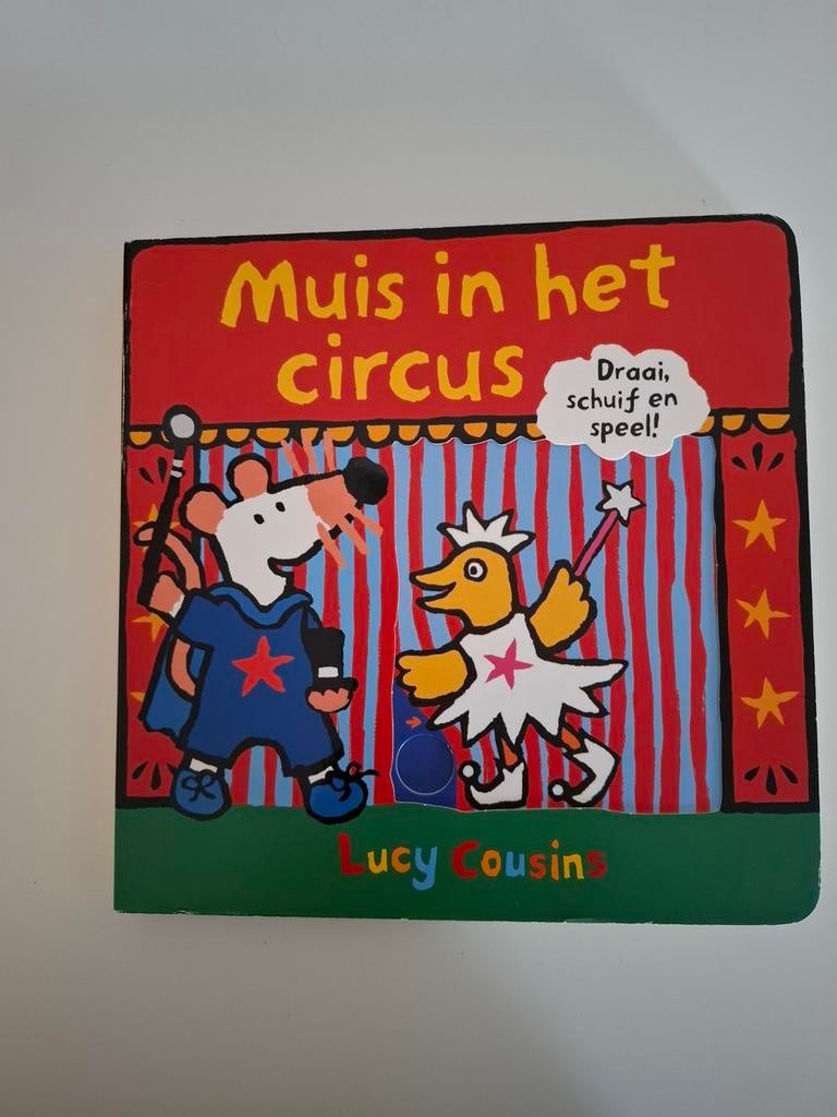 Muis in het circus Lucy Cousins, Ophalen of Verzenden, Zo goed als nieuw