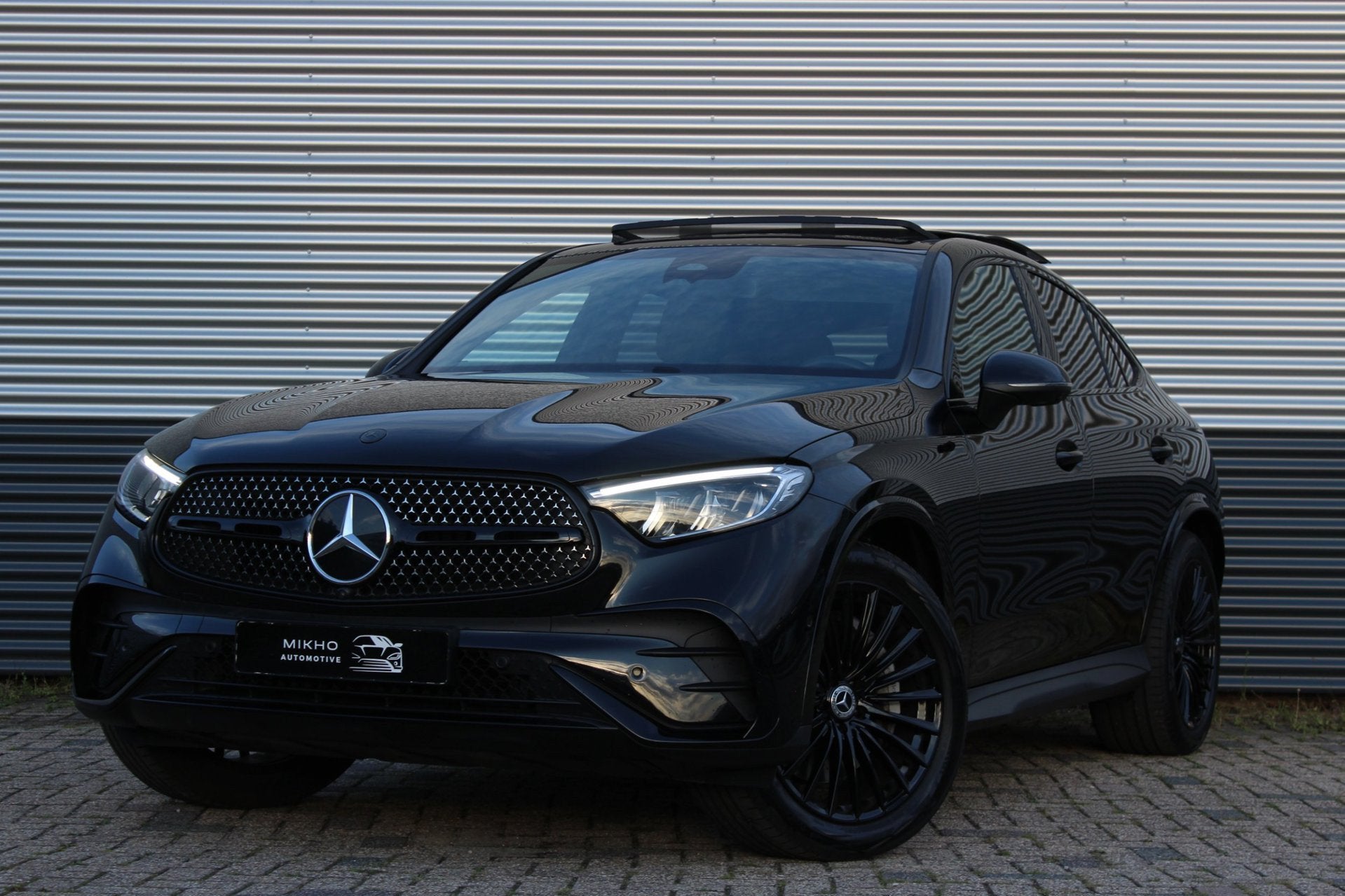 Mercedes-Benz GLC-klasse Coupé 200 4MATIC AMG Line | Panora, Auto's, Gebruikt, 4 cilinders, Zwart, Origineel Nederlands