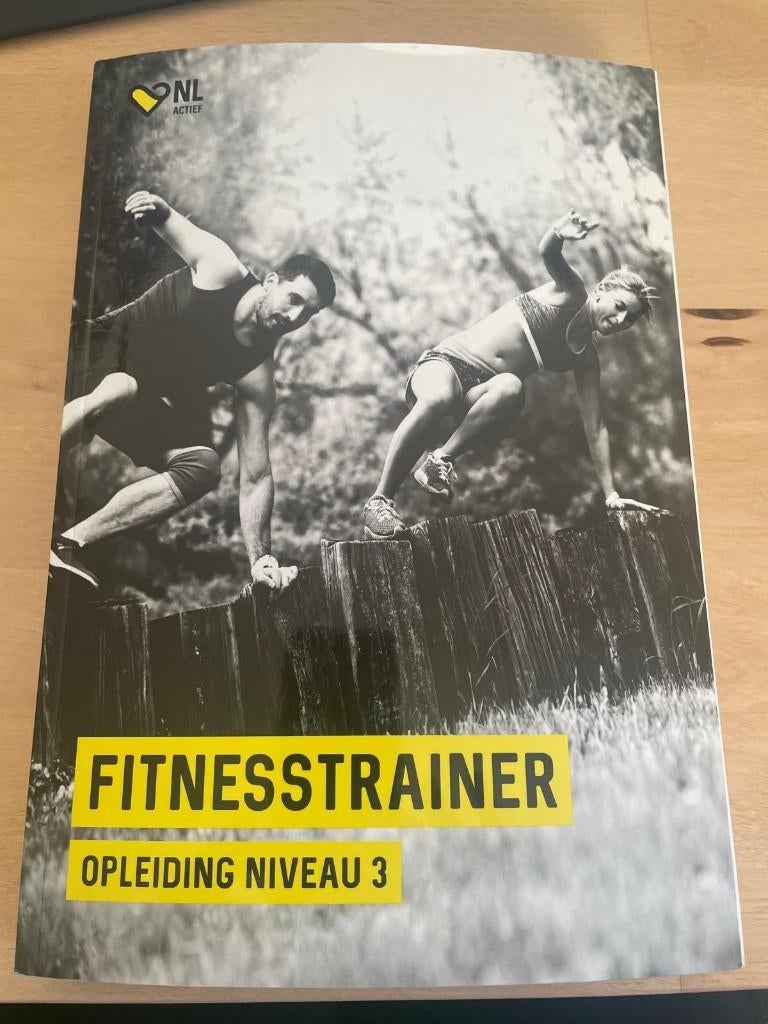 Fitnesstrainer opleiding niveau 3, Boeken, Ophalen of Verzenden, Beta, Zo goed als nieuw, MBO