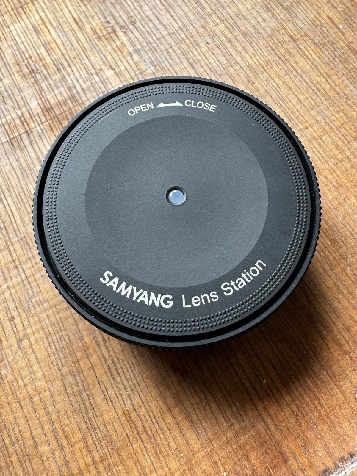 Samyang Lens Station voor Canon RF Mount, Overige merken, Overige typen, Ophalen of Verzenden, Zo goed als nieuw