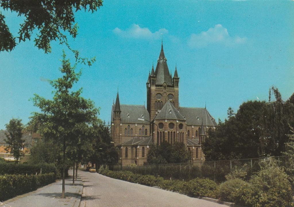 OISTERWIJK Petrus Kerk, Verzenden, 1960 tot 1980, Gelopen, Noord-Brabant