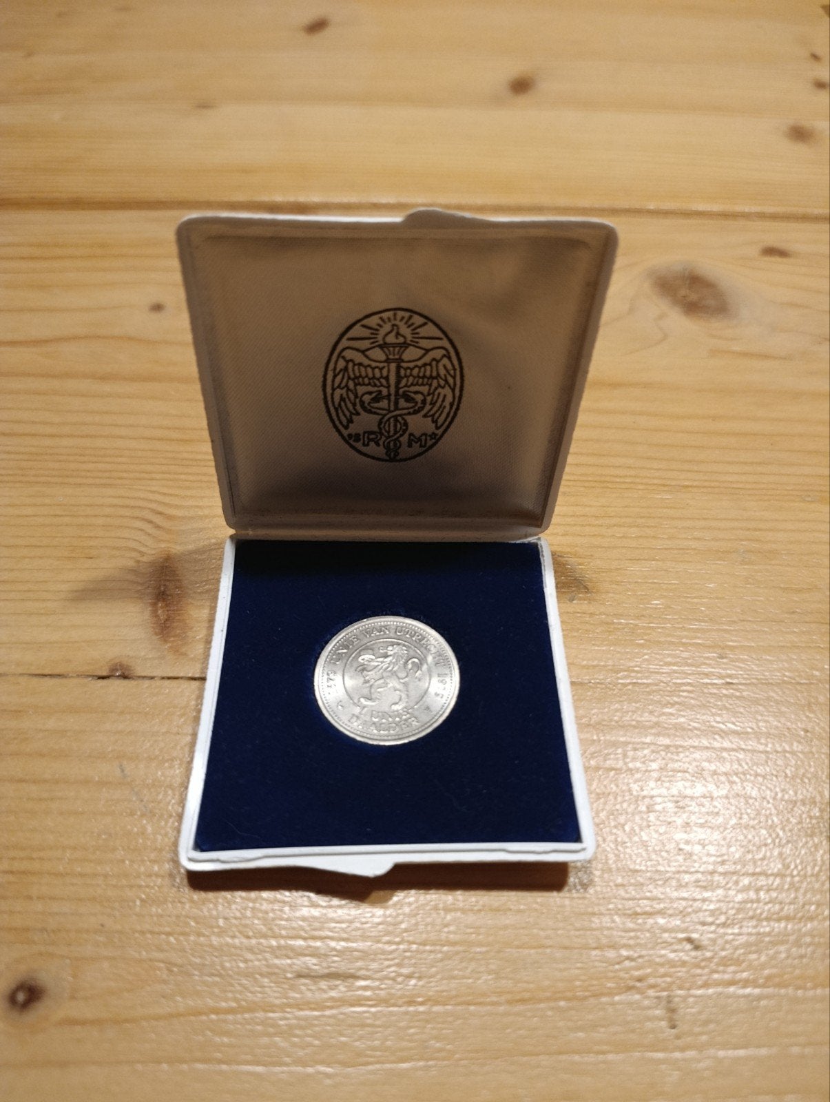 Zilveren munt Universiteit Utrecht 1636-1986, Postzegels en Munten, Koningin Beatrix, Zilver, Losse munt, Overige waardes