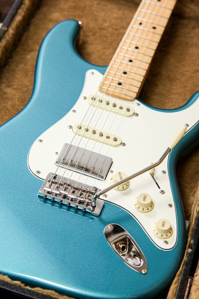 Fender (made in Japan) Hybrid II Strat HSS Limited 2022, Ophalen, Zo goed als nieuw, Solid body, Fender