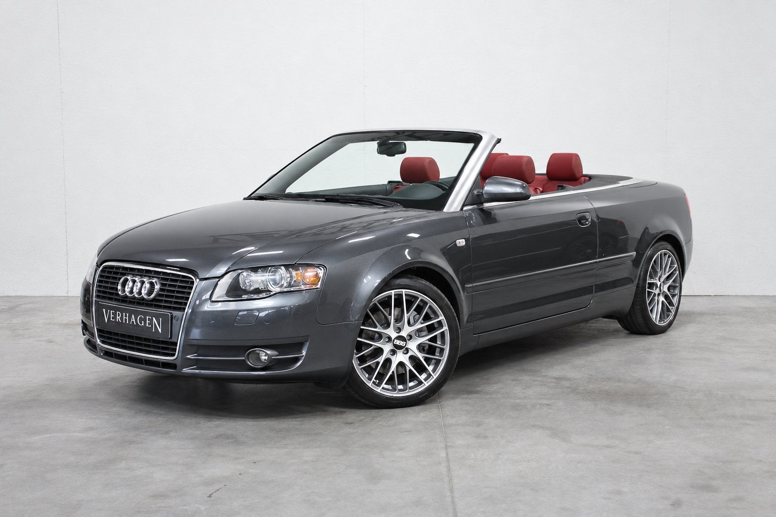 Audi A4 Cabriolet 3.2 FSI Pro Line NL auto 2e eigenaar, Auto's, Gebruikt, Cabriolet, 4 stoelen, A4