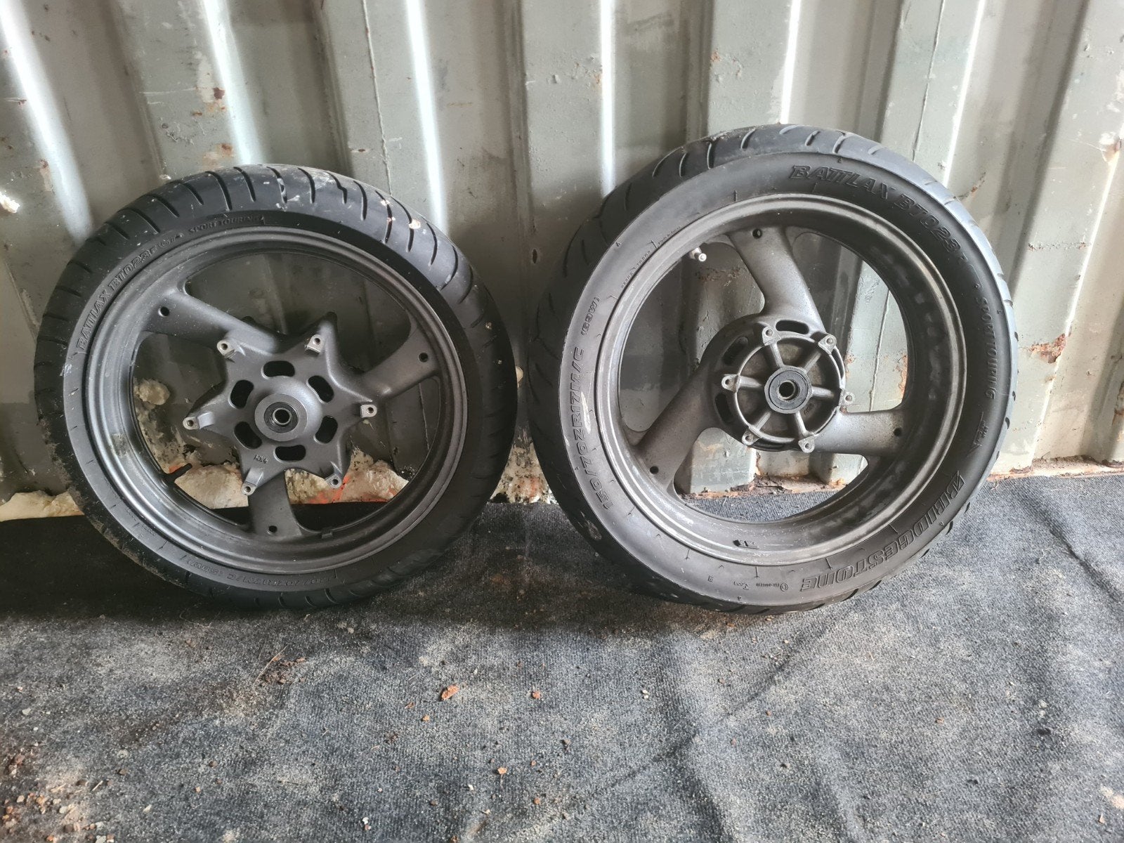 XJ 900S motorfiets velgen  voor en achter met banden - Gebru, Motoren, Onderdelen | Yamaha, Ophalen, Gebruikt