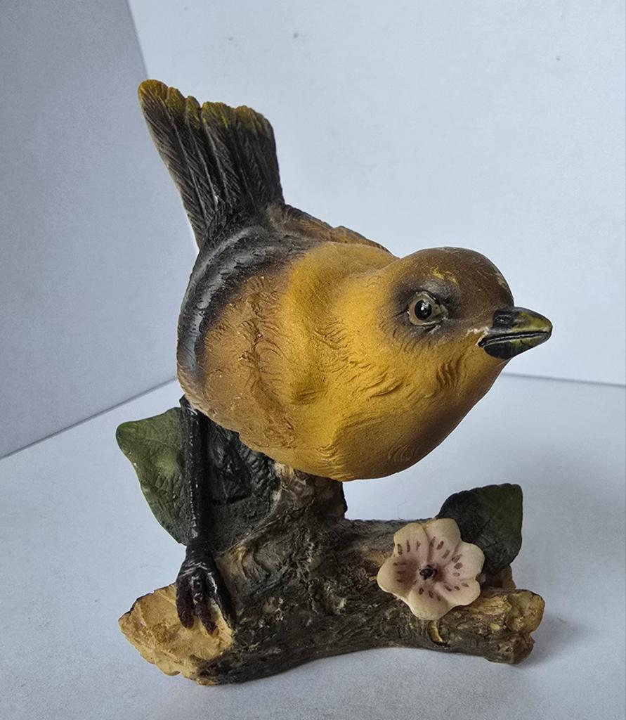 Vogel op tak, Ophalen of Verzenden, Zo goed als nieuw, Dier