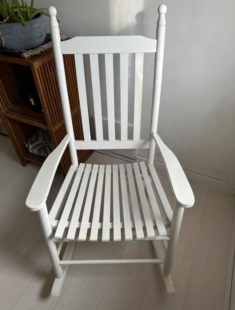 Witte houten schommelstoel, Huis en Inrichting, Ophalen, Gebruikt, Wit, Eén