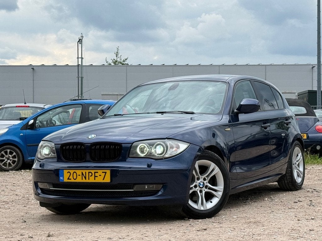 BMW 1-serie 118i EffDyn. Ed. Business Line Edition/ DIGITAAL, Auto's, BMW, 1-Serie, Euro 5, Achterwielaandrijving, Automatische klimaatregeling