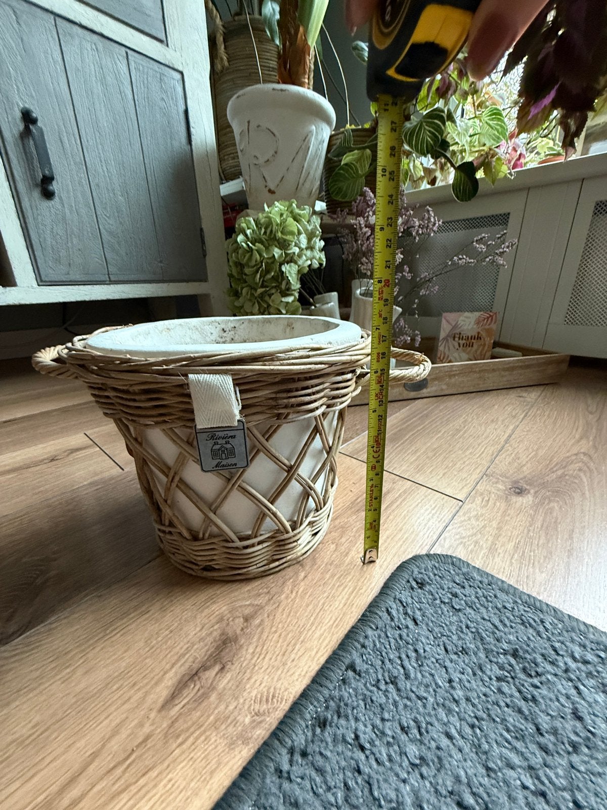 Binnen aardewerk met rieten plantenpot van Riviera Maison, Steen, Minder dan 30 cm, Rond, Ophalen of Verzenden