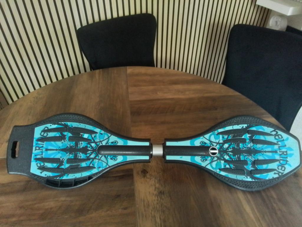 Waveboard Move (Blauw/Zwart), Sport en Fitness, Skateboarden, Ophalen of Verzenden, Gebruikt, Waveboard