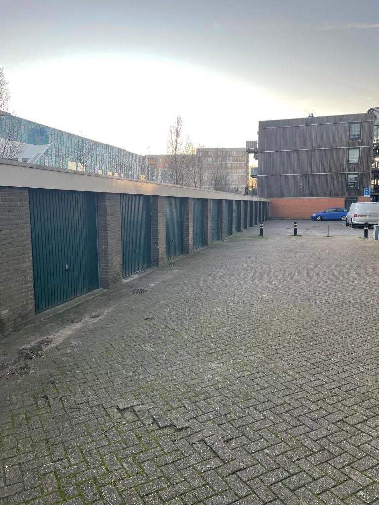 Garagebox te huur Spreeuwenstraat/Albatrosstraat Amersfoort
