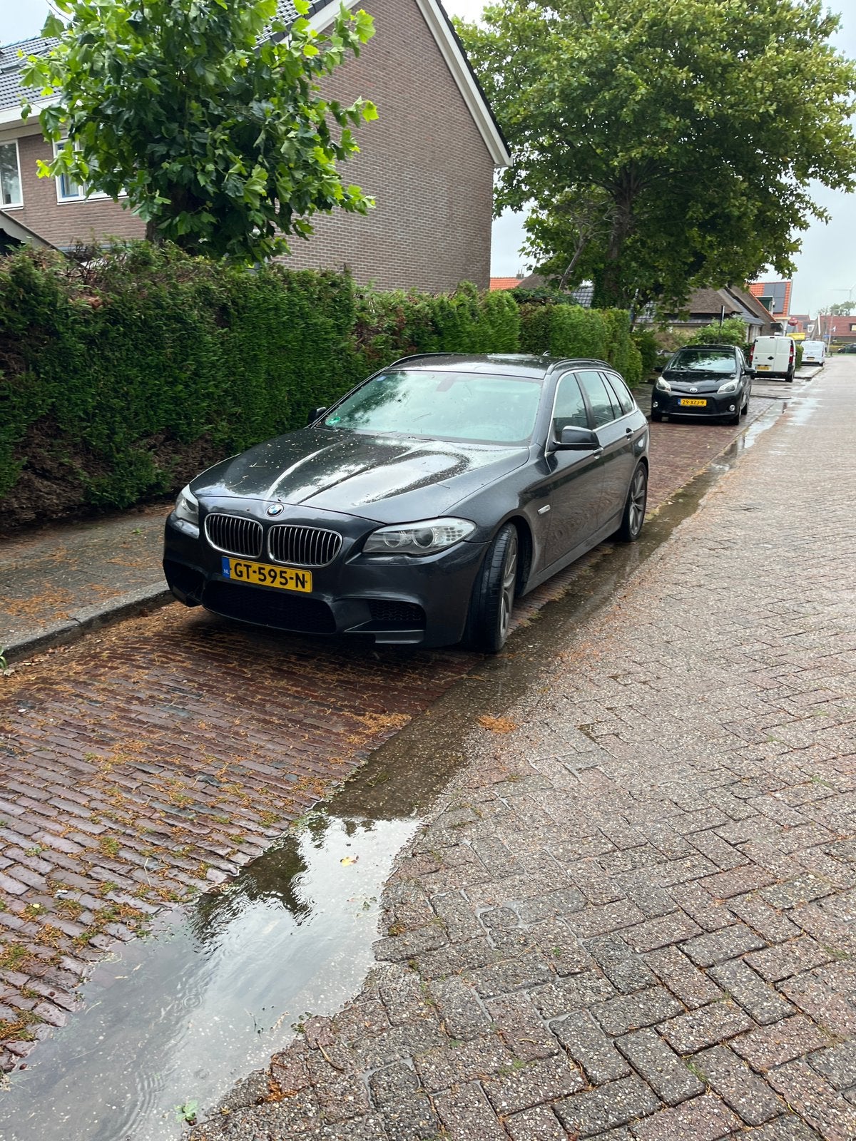BMW 5-Serie 3.0 I 528 Touring 2010 Grijs, 13 km/l, Achterwielaandrijving, 1700 kg, 2996 cc