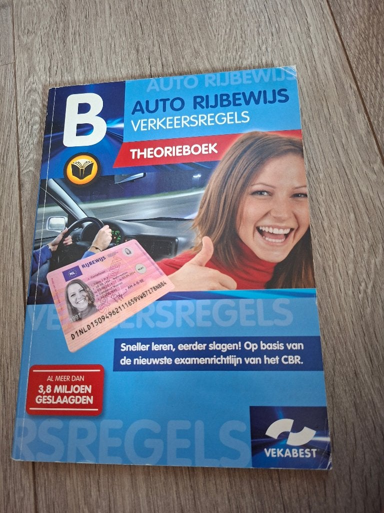 Autorijbewijs theorieboek, Ophalen of Verzenden, Zo goed als nieuw, Algemeen, VekaBest