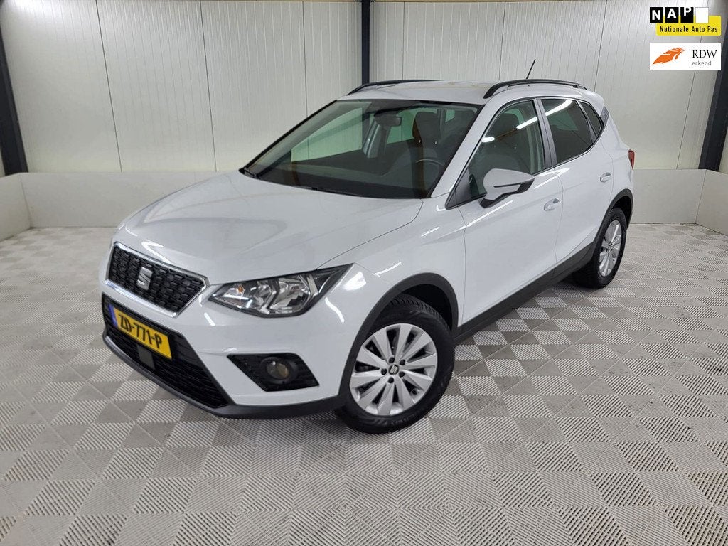 Seat Arona Style Business Intense Automaat, Camera, Navigati, Auto's, Seat, Stof, 116 pk, Origineel Nederlands, Bedrijf