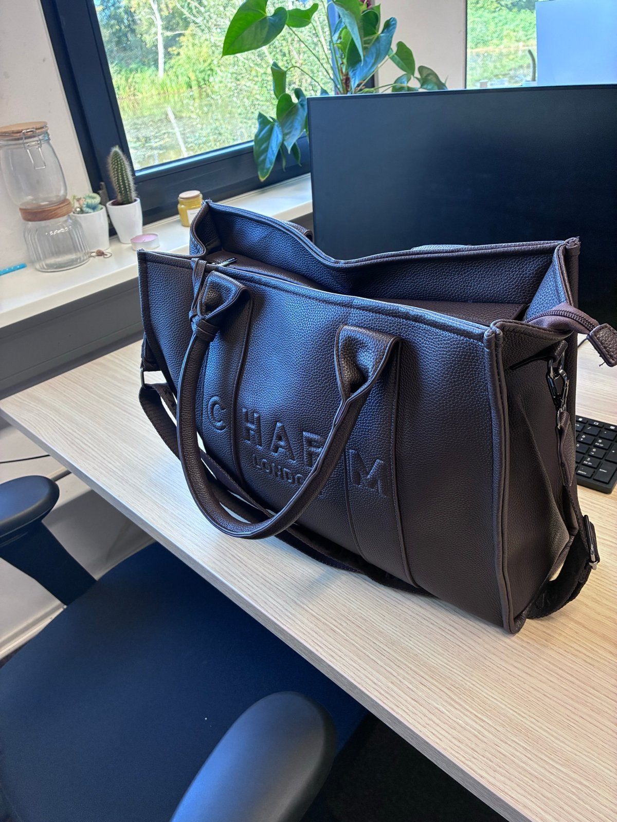 Charm London Shopper - Stijlvolle en ruime tas, Sieraden, Tassen en Uiterlijk, Ophalen of Verzenden, Zo goed als nieuw, Bruin