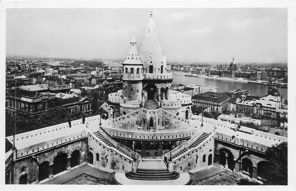 381-372-009 Budapest Fisherman's Bastion, Verzamelen, Ansichtkaarten | Buitenland, Verzenden, Voor 1920, Overig Europa
