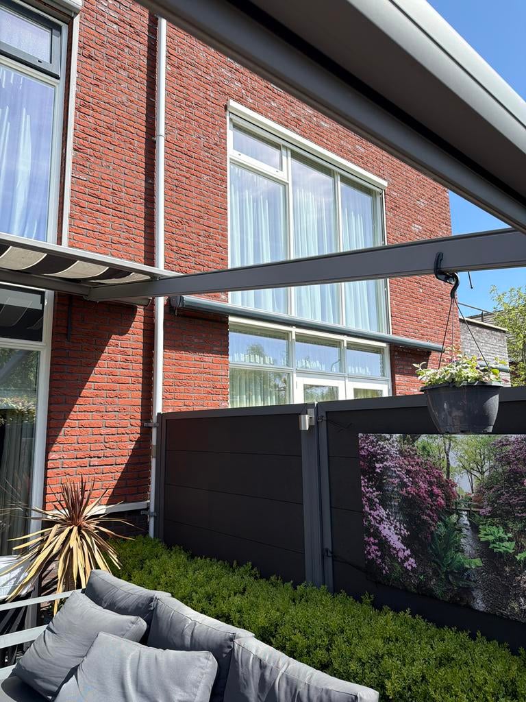 Modern uitvalscherm pergola, Gebruikt, 450 cm of meer, Elektrisch, Ophalen of Verzenden