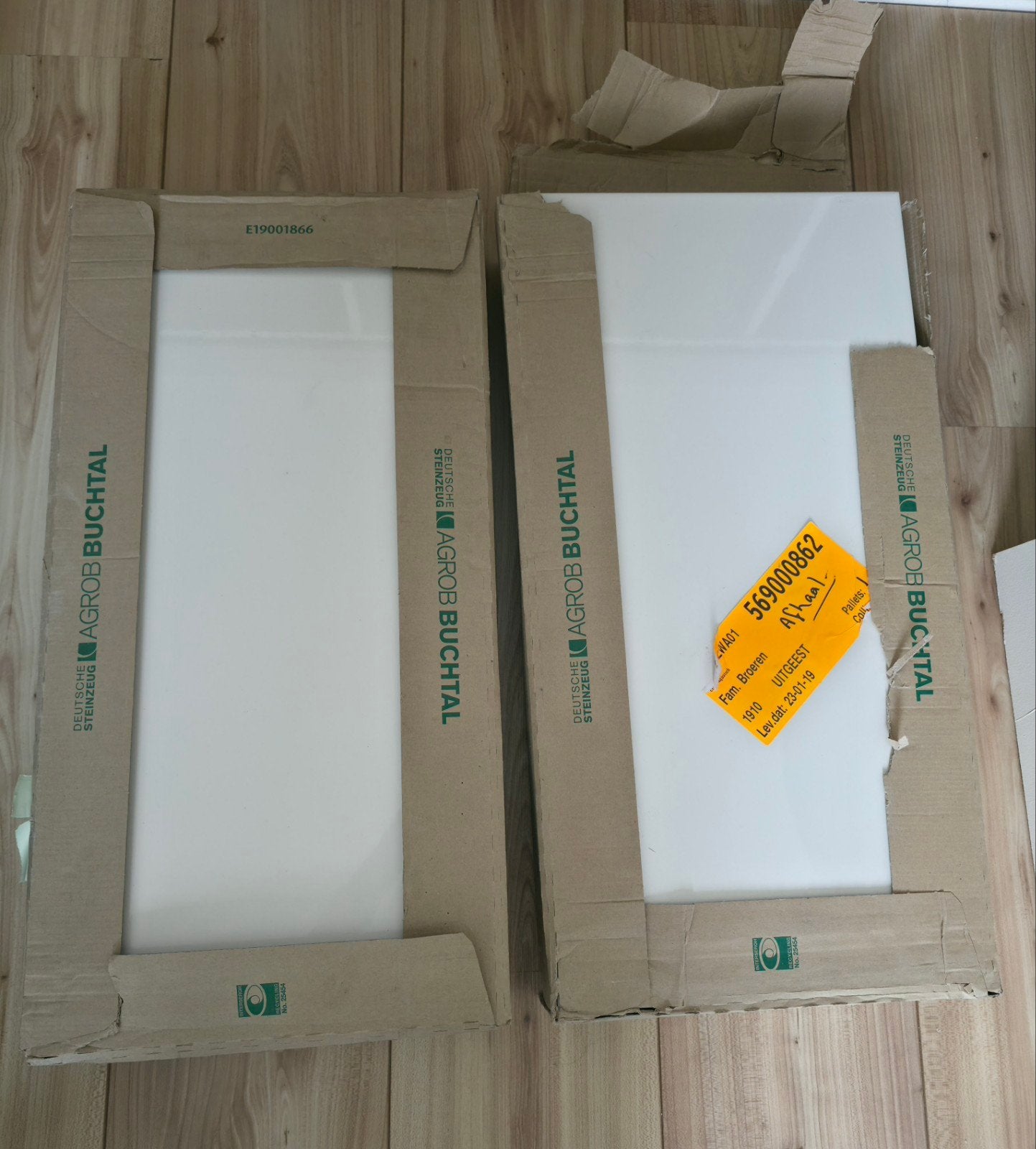 Wit/ creme keramische wandtegels, Ophalen, 60 cm of meer, Nieuw, Minder dan 5 m²
