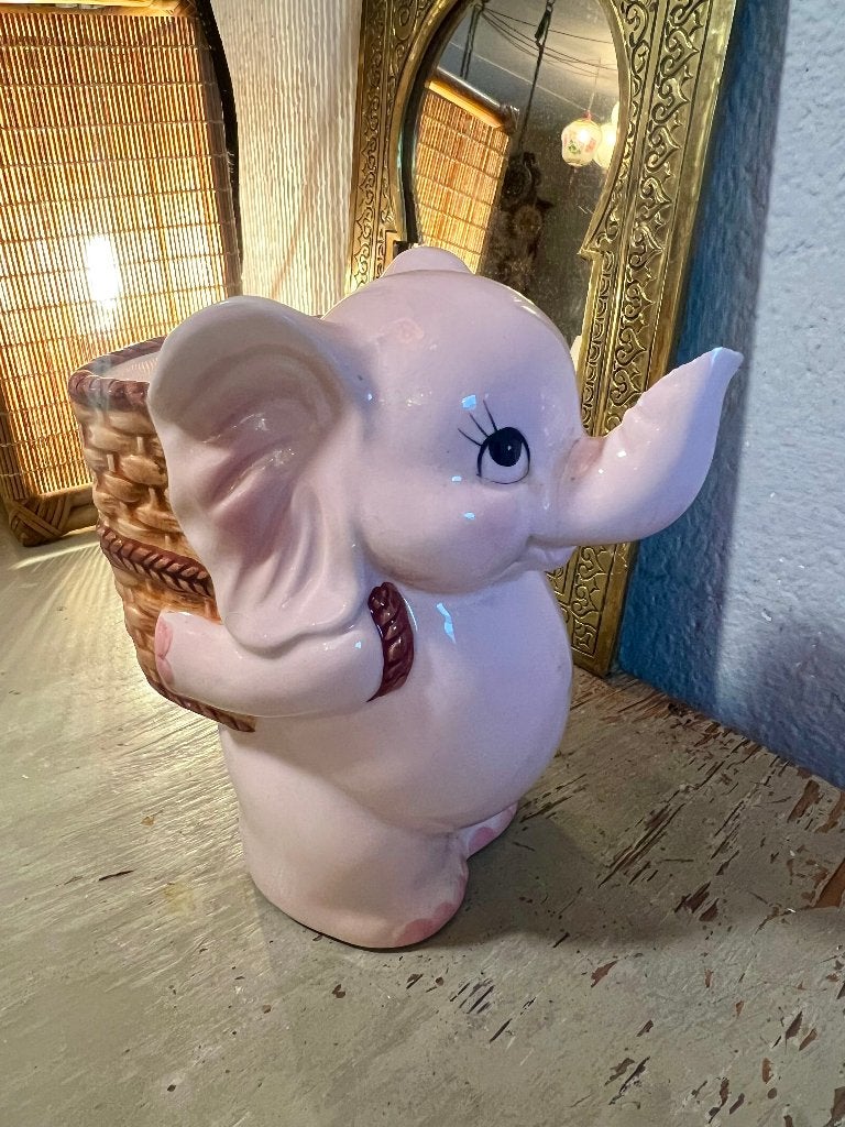 Keramiek roze olifant spaarpot retro vintage 70s beeldje, Verzamelen, Ophalen of Verzenden, Gebruikt, Steen, Aardewerk of Keramiek